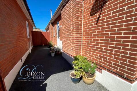 Side Pathway