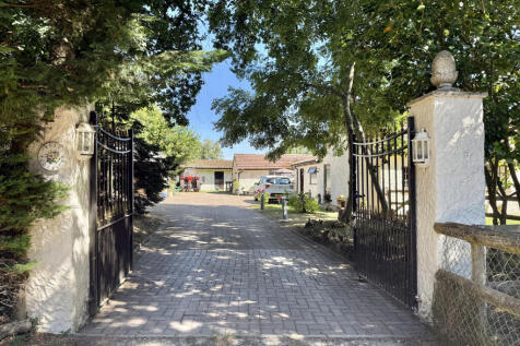 Wide Driveway
