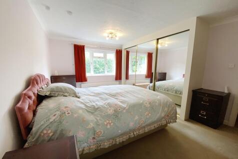 Fitted wardrobes