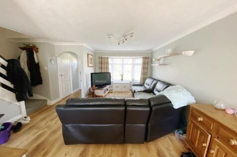 Lounge/Dining Rm