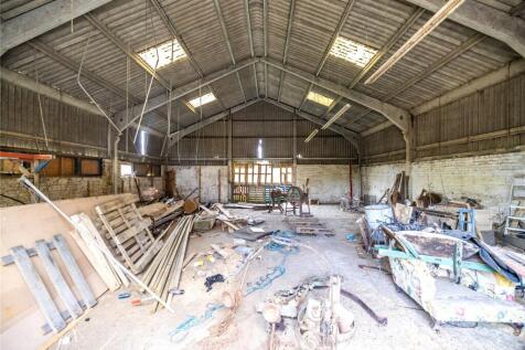 Barn 4 Interior