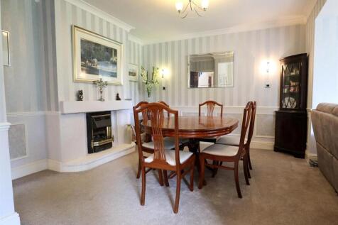 Dining room.jpg