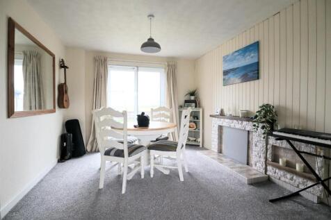 Dining room.jpg