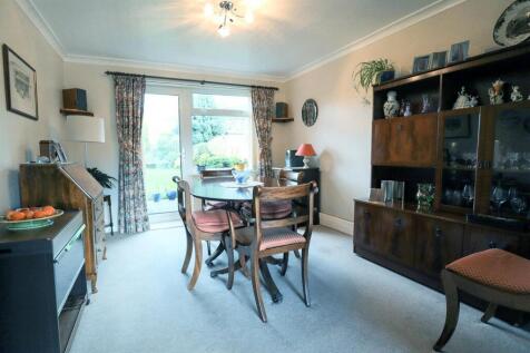 Dining room.jpg