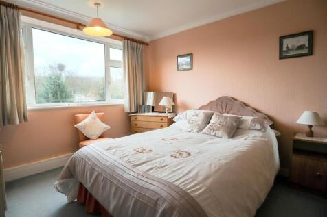 Bedroom 2.jpg
