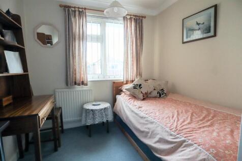 Bedroom 3.jpg