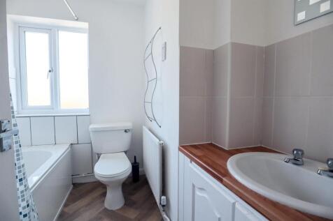 Bathroom.jpg