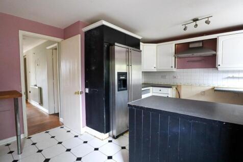 Kitchen (3).jpg