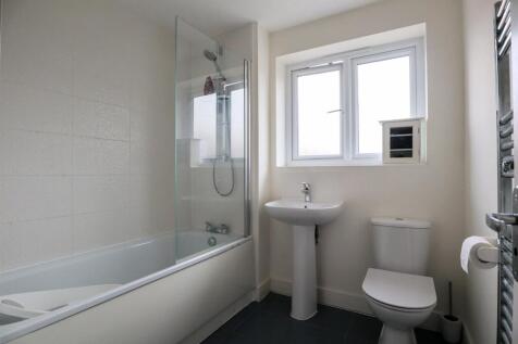 Bathroom.jpg