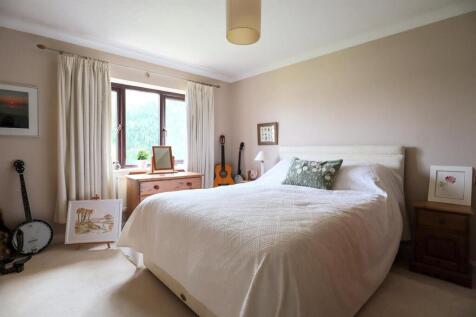 Bedroom 2.jpg