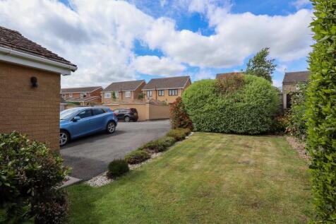 Front garden.jpg
