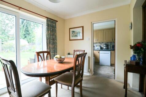 Dining room.jpg