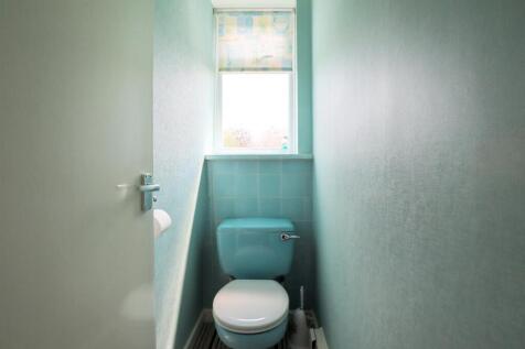 Upstairs toilet.jpg