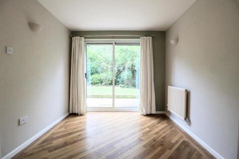 Dining room.jpg