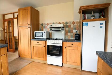 Kitchen (3).jpg
