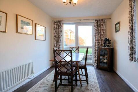 Dining room.jpg