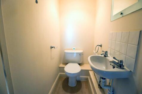 Ground floor WC.jpg