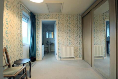 Dressing room.jpg