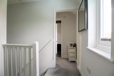 Hallway.jpg