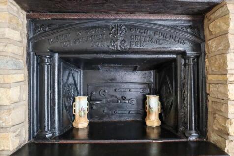 Old bread oven.jpg