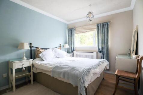 Bedroom 2.jpg