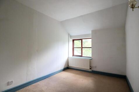 Bedroom 3.jpg