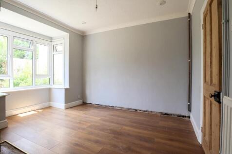Dining room (3).jpg