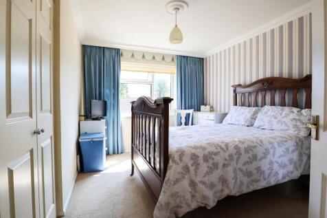 Bedroom 2.jpg