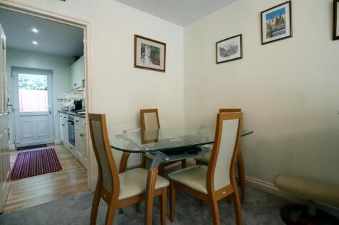Dining area.jpg