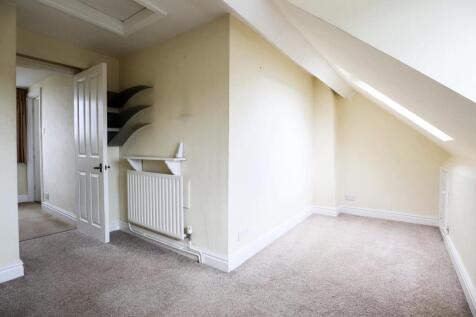 Bedroom 4.jpg