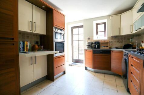 Kitchen.jpg