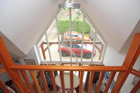 gable window