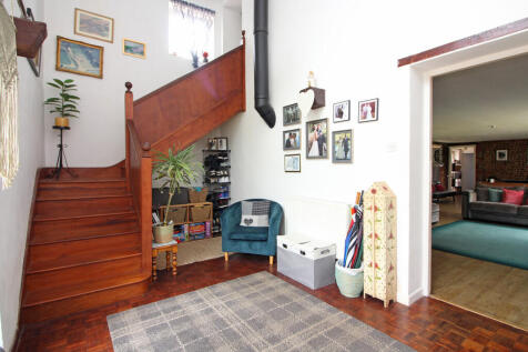hall2