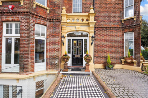Property Image 28