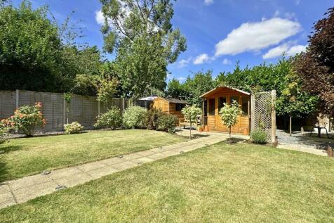 Rear Garden 2.jpg