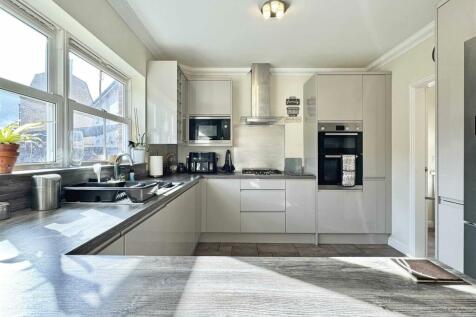 Kitchen.jpg
