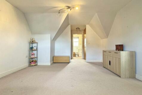 Bedroom 2.jpg