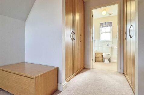 Dressing Area.jpg