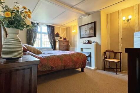 Bedroom 2.jpg
