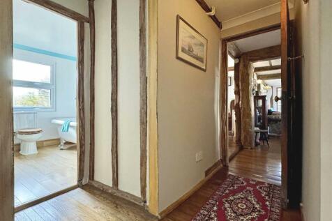 Inner Hall b.jpg