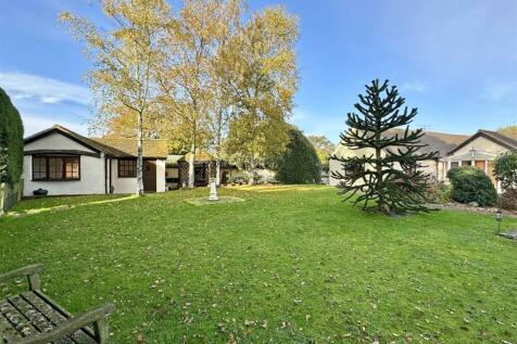 Rear Garden c.jpg
