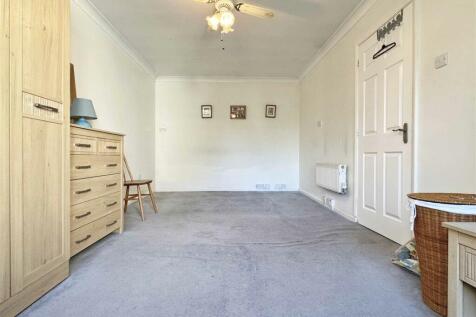 Annex Bedroom 1.jpg