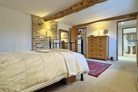 Master Bedroom c.jpg