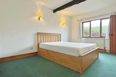 Annex Bedroom b.jpg