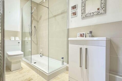 Annex Shower Room.jpg
