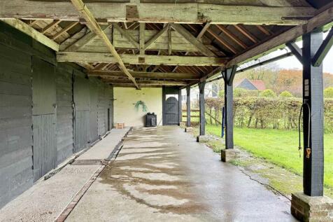 Stables.jpg