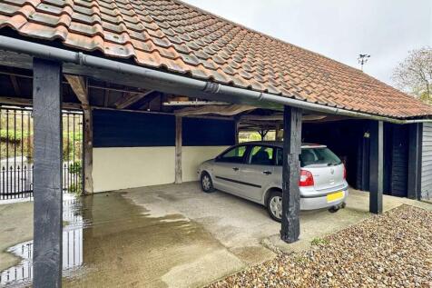 Carport.jpg
