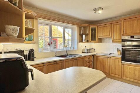 Kitchen.jpg