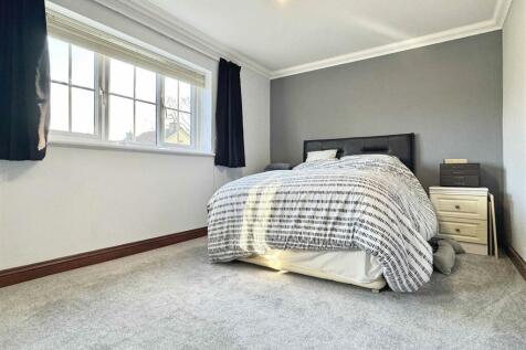Bedroom 2.jpg