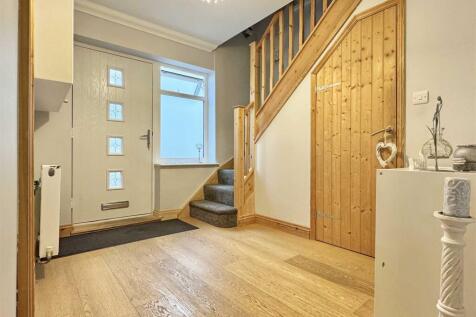 Entrance Hall.jpg